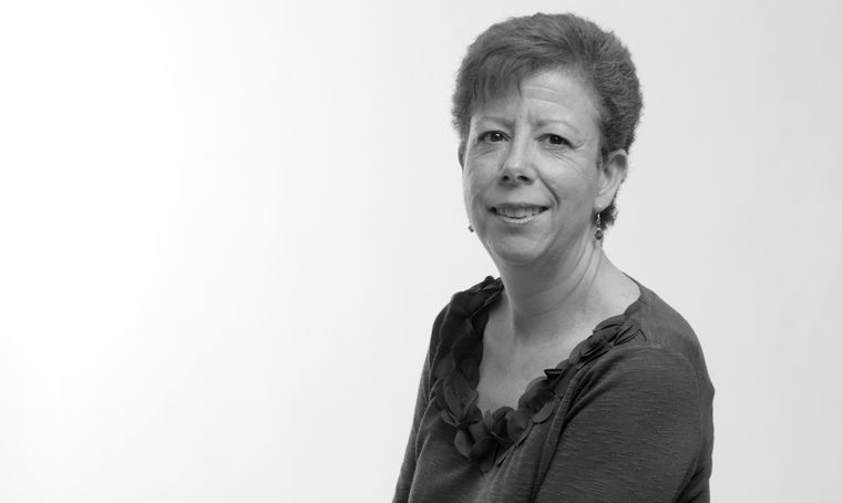 Joanne McCLoud Updated Headshot