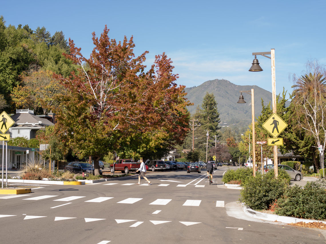 Miller Ave Crosswalk