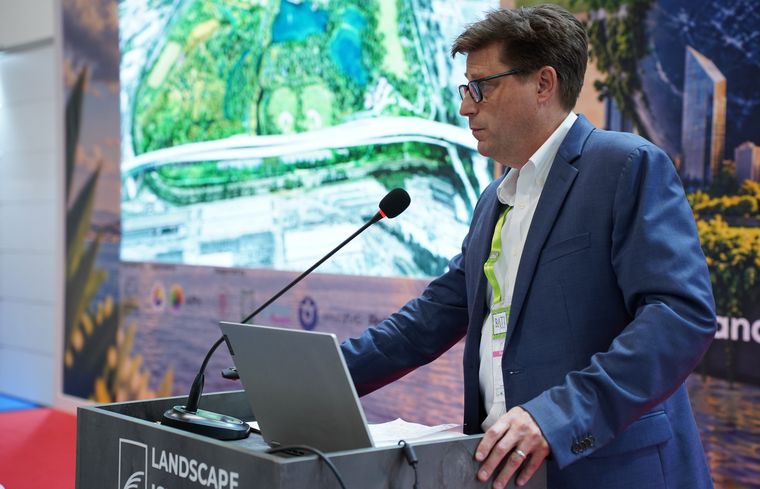 Charlie Neer presents FDR Park at the World Urban Parks Symposium